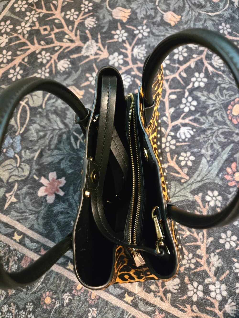 Michael Kors Tote - Picture 5 of 7